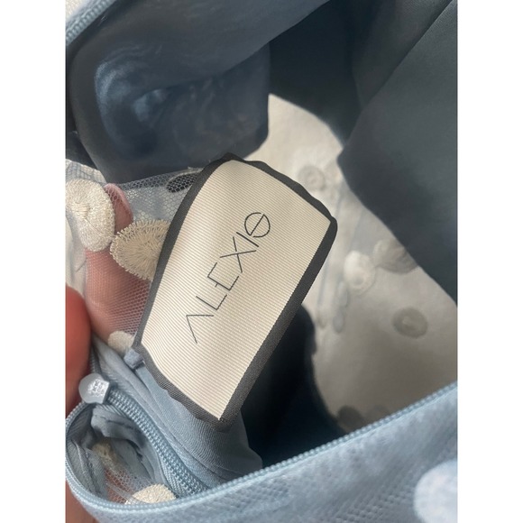 Alexis Veda Blue Floral Applique Sheer Mesh Midi Dress 6DRES02616 Size 00 - Picture 4 of 8